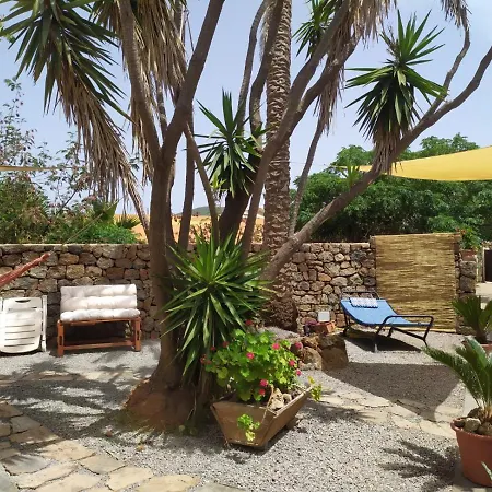 I Dammusi Di Sottokuddia Holiday home