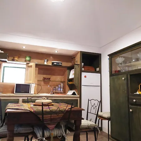 I Dammusi Di Sottokuddia Feriehus Scauri (Sicily)