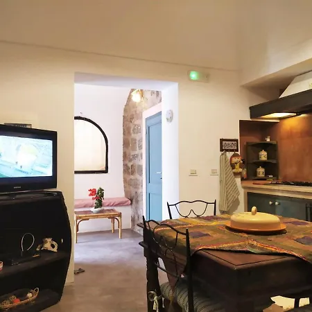 Feriehus I Dammusi Di Sottokuddia