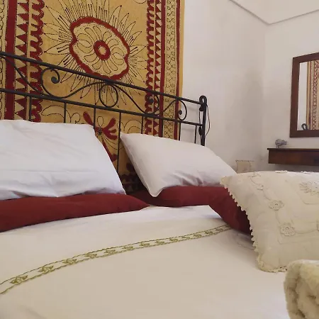 I Dammusi Di Sottokuddia Feriehus Scauri (Sicily)