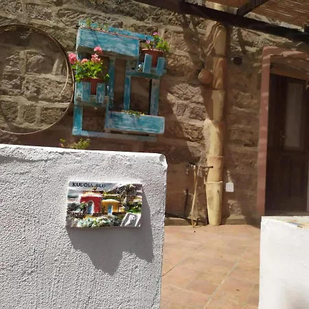 I Dammusi Di Sottokuddia Feriehus Scauri (Sicily)